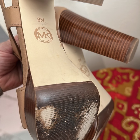 Michael Kors Platform Heels 6 - Picture 5 of 5